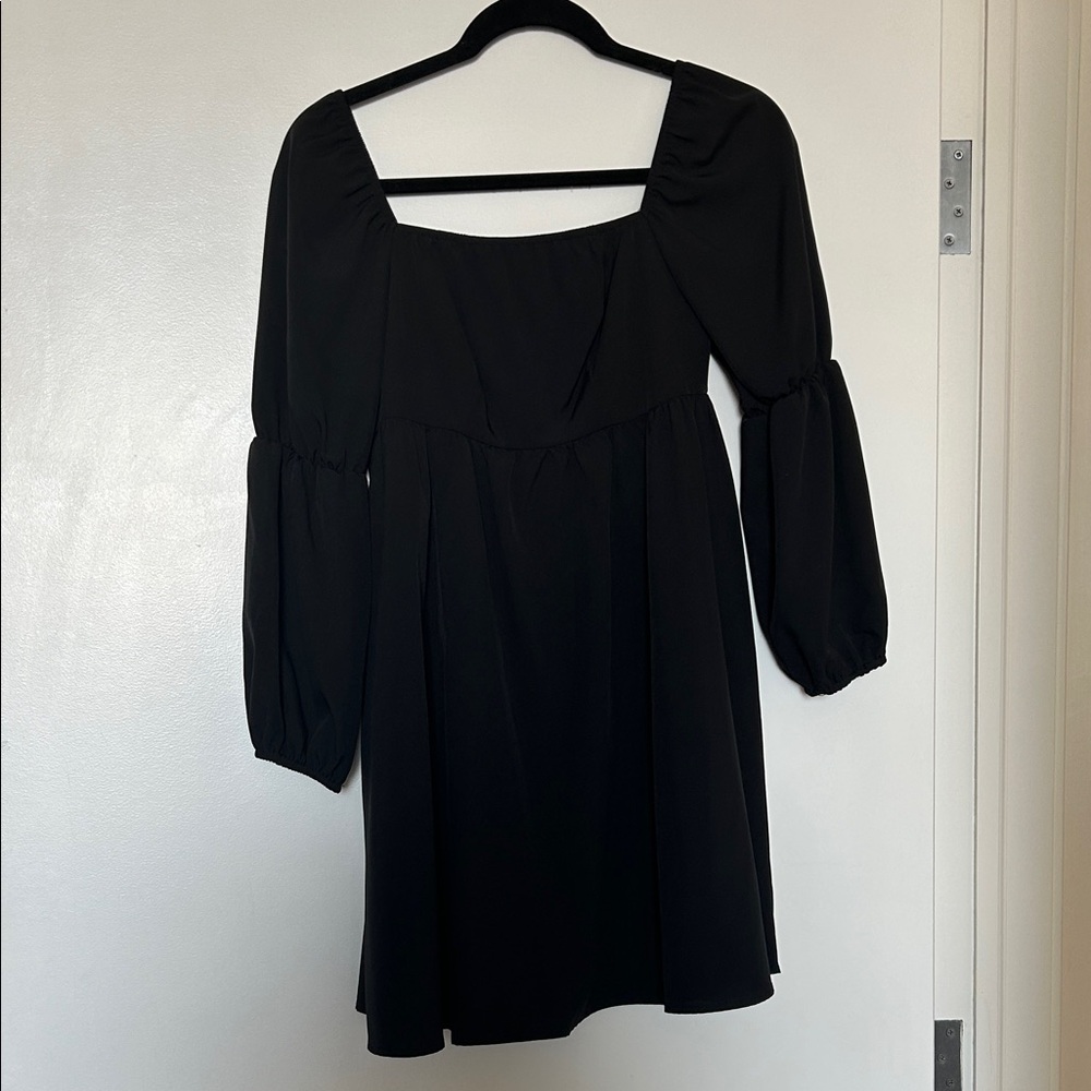 Classic Black Square-Neck Long Sleeve Dress